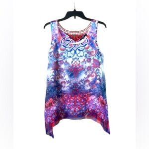 Beautiful top with lovely, red, stitched detail at back neckline.